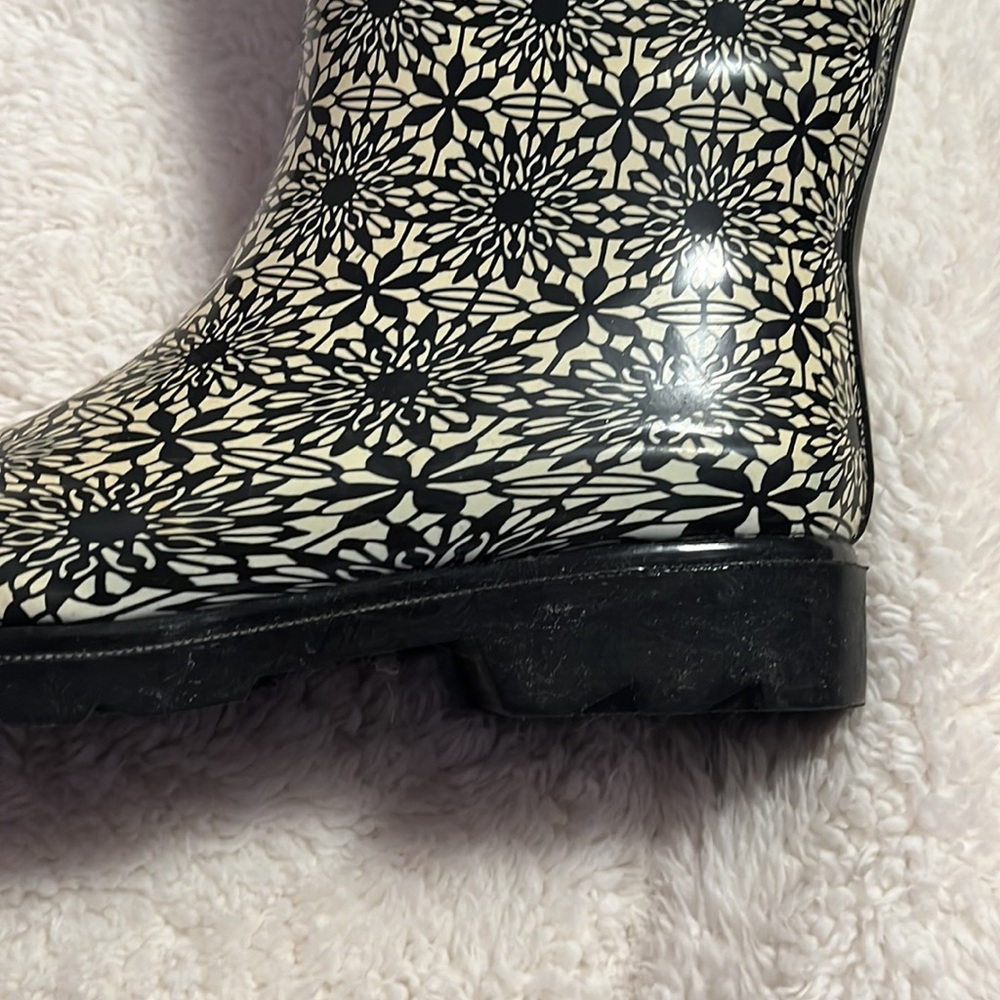 Rain Boots - Picture 7 of 17